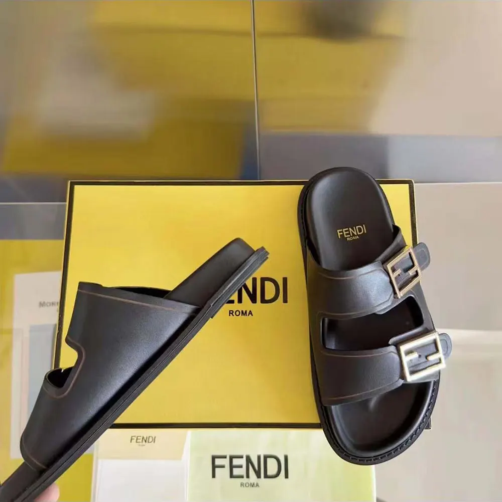 Fendi Unisex Feel Black Leather Slides - image 8