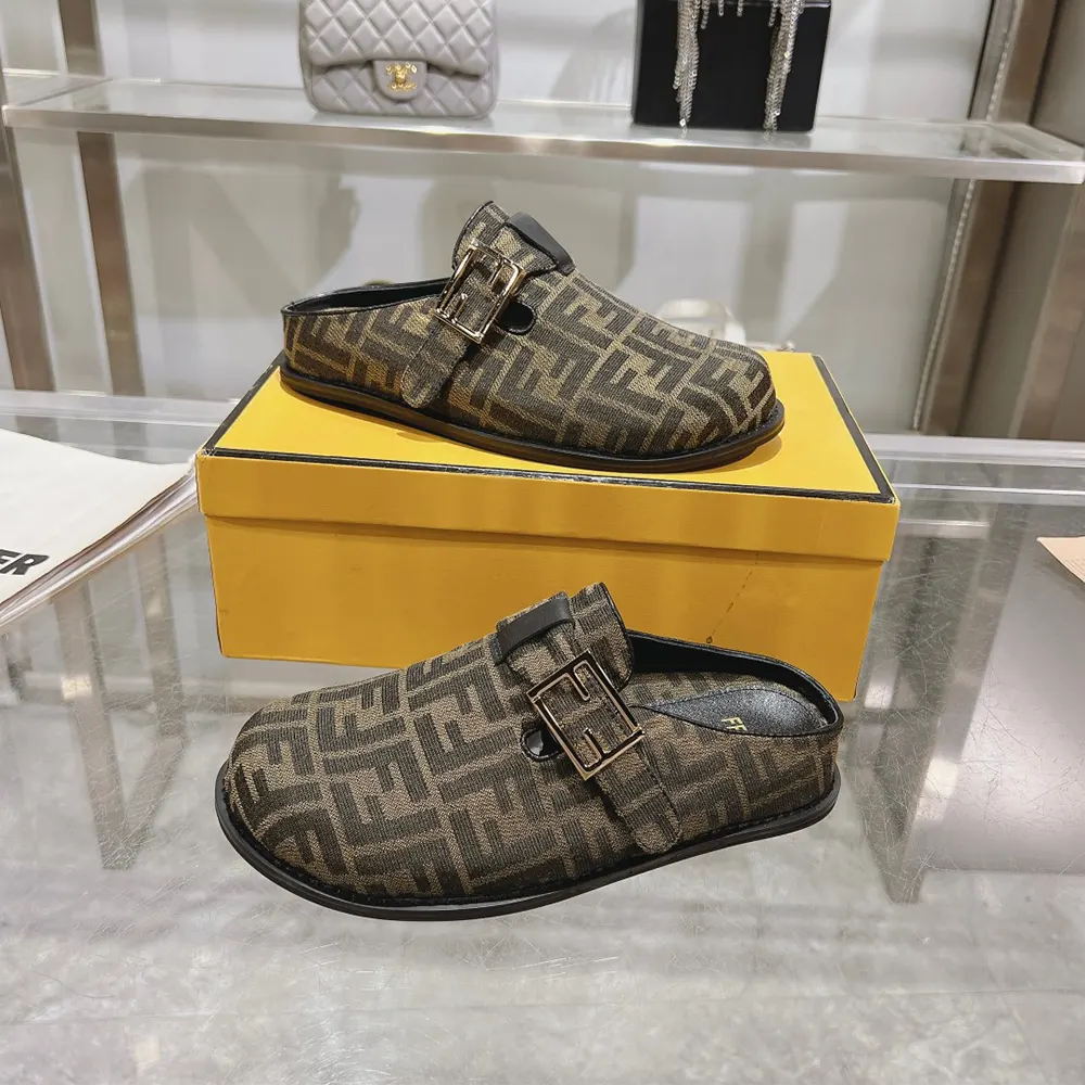 Fendi Unisex Feel Brown Fabric Sabots - image 5