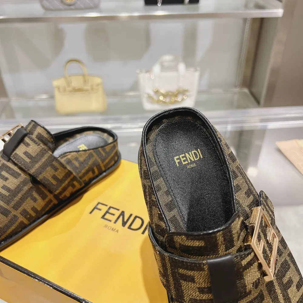Fendi Unisex Feel Brown Fabric Sabots - image 8