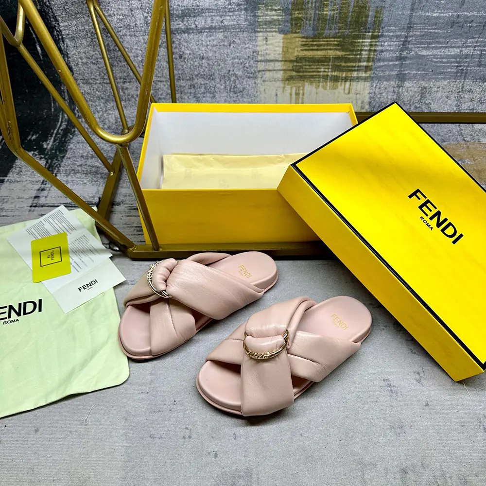 Fendi Women Feel Pink Leather Slides - image 4
