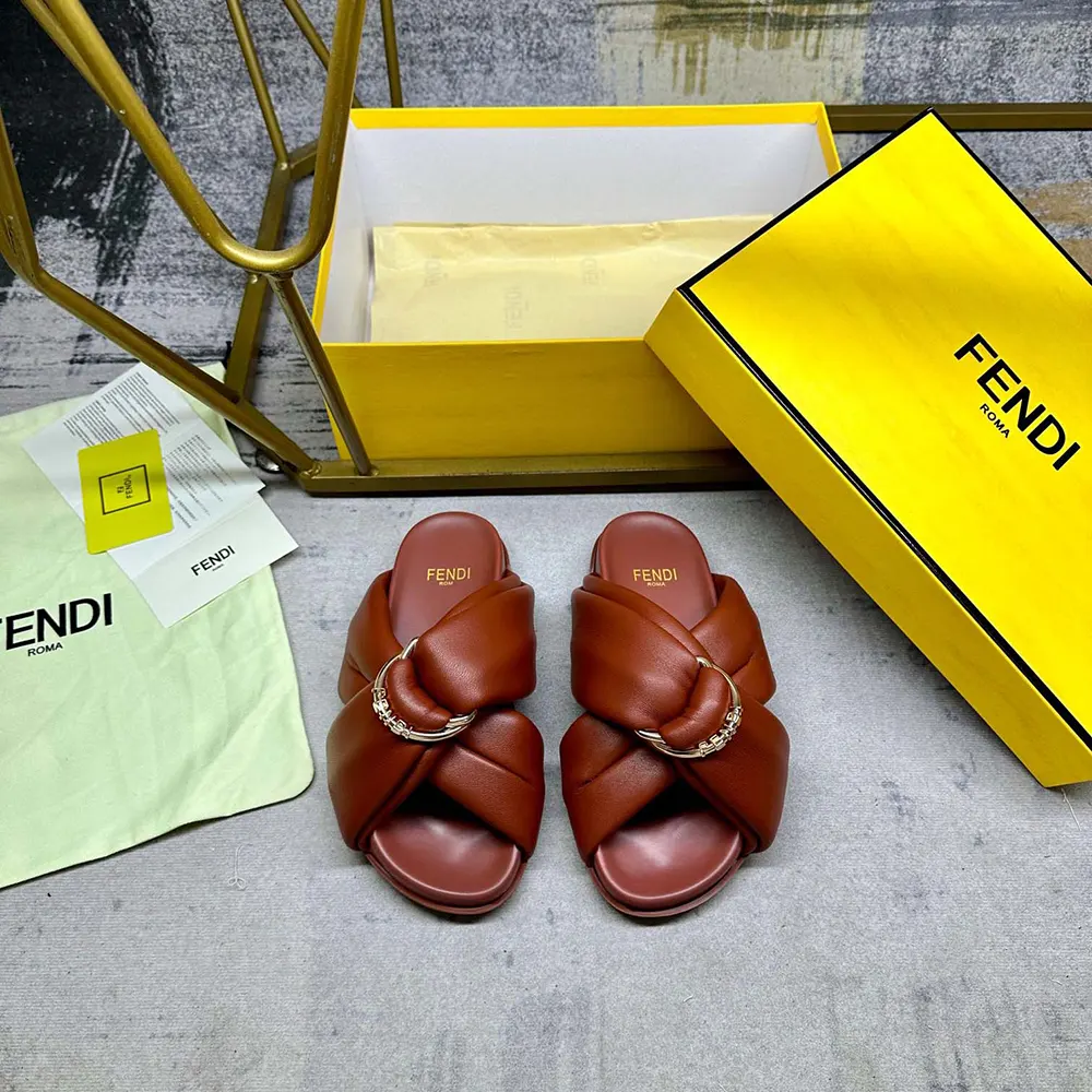 Fendi Women Feel Sienna Leather Slides - image 6