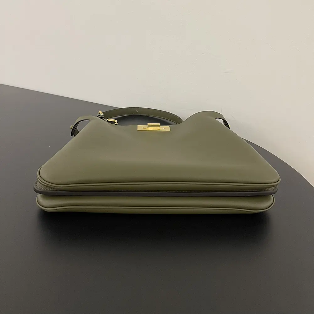 Fendi Women Peekaboo Soft Medium Green Leather Bag - image 5