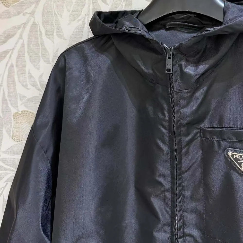 Prada Women Re-Nylon Cropped Jacket-Black - image 4