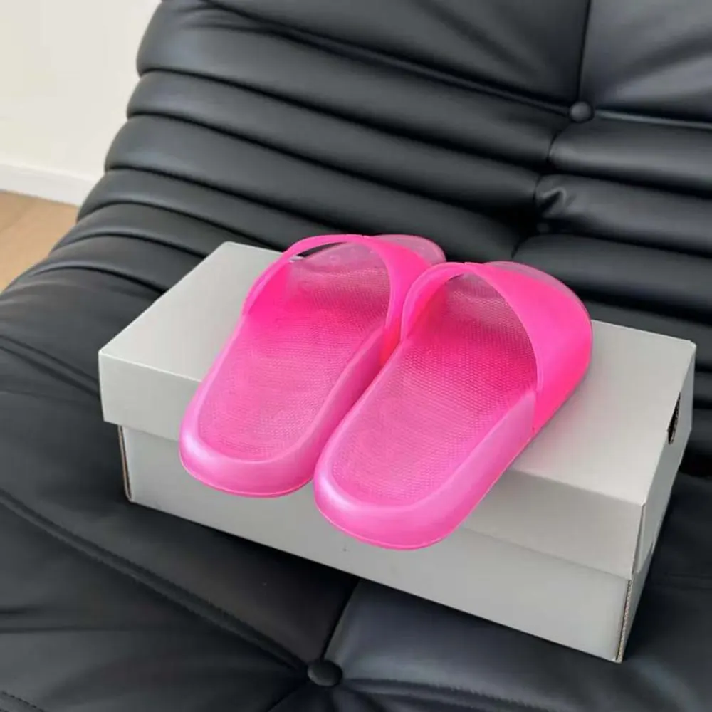 Balenciaga Unisex Pool Transparent Slide Sandal in Pink Rubber - image 4