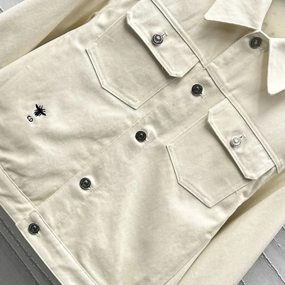 Dior Men Dioramour Jacket White Cotton Denim with Multicolor Cœur des Curiosités Motif - image 6