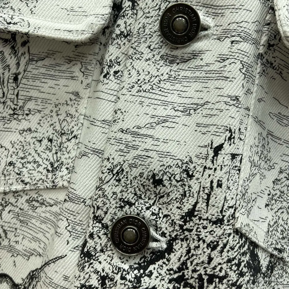 Dior Men Jacket White Cotton Denim with Blue Toile de Jouy Scotland Motif - image 5