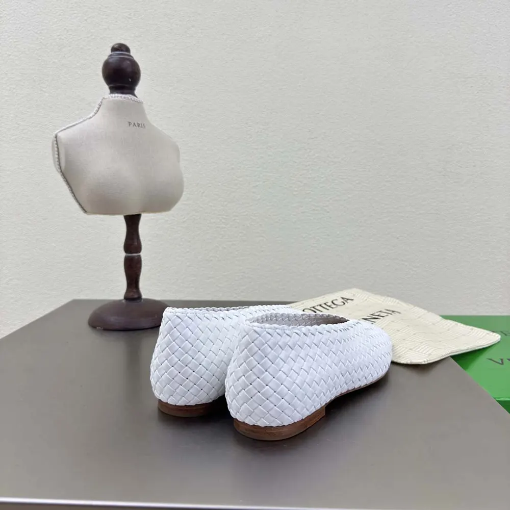 Bottega Veneta Women Sofia Ballerina in Padded Intreccio Leather-White - image 8