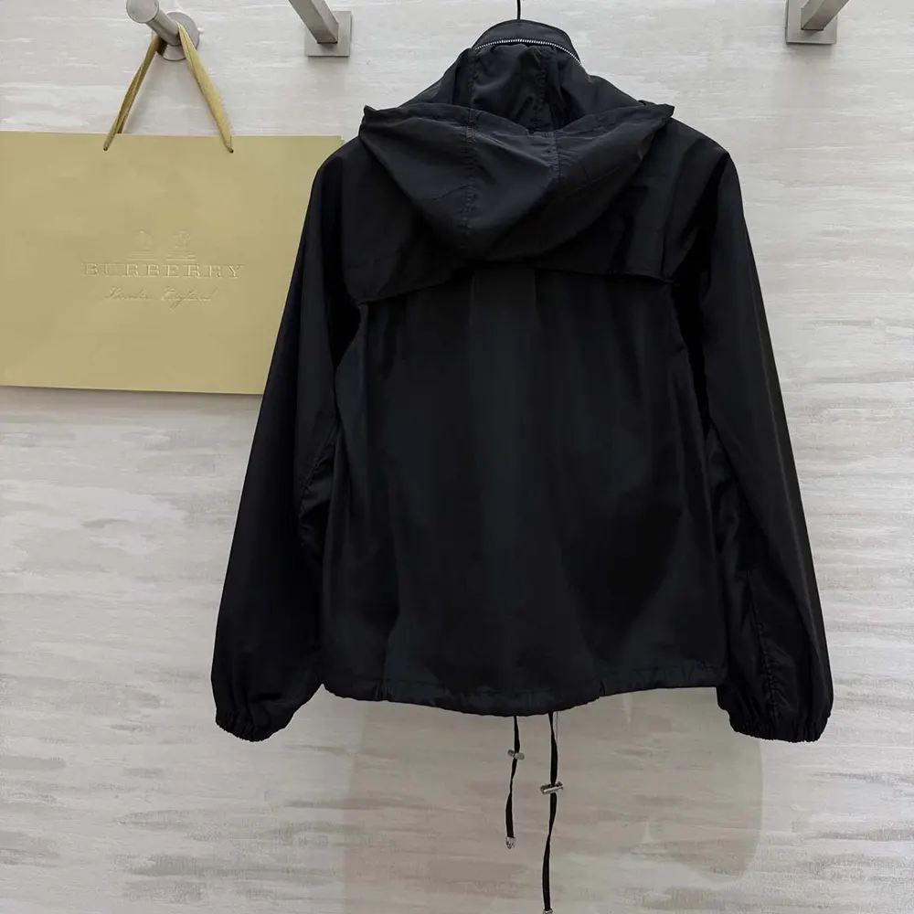 Burberry Men Knight Stamp Nylon Jacket-Black - image 4