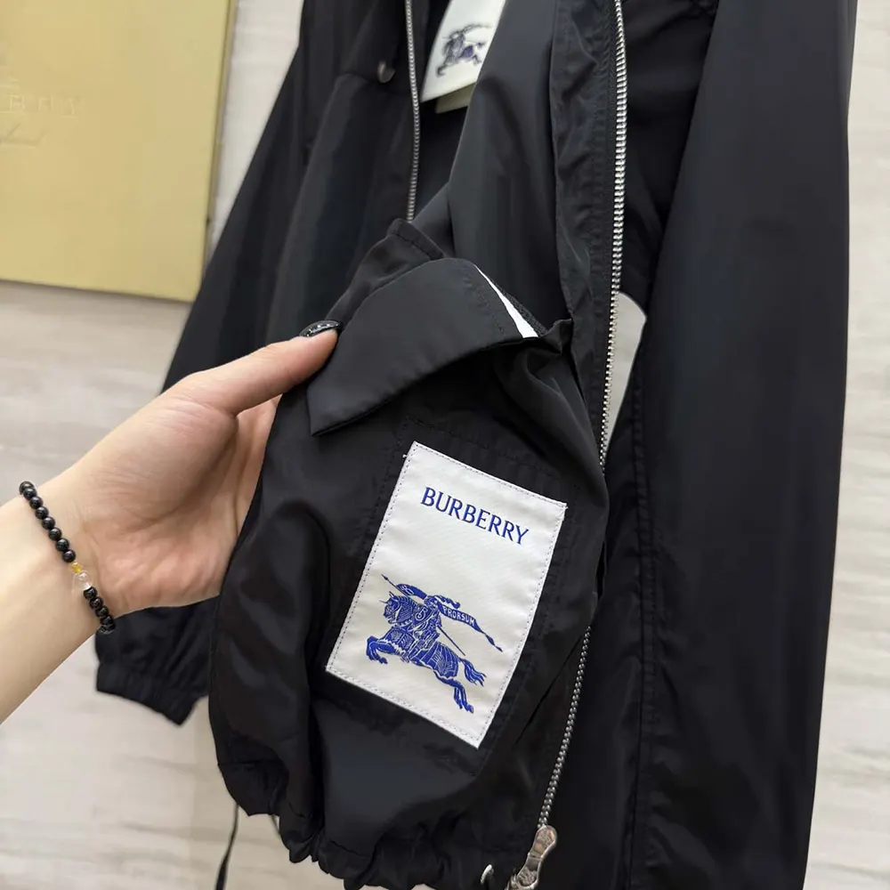 Burberry Men Knight Stamp Nylon Jacket-Black - image 10