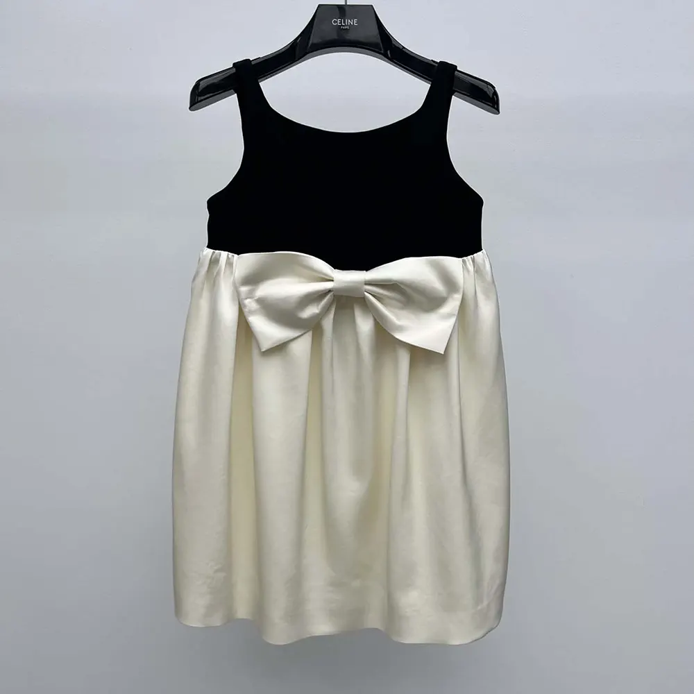 Close-up of the wool crepe texture on Celine Women Muguet Dress