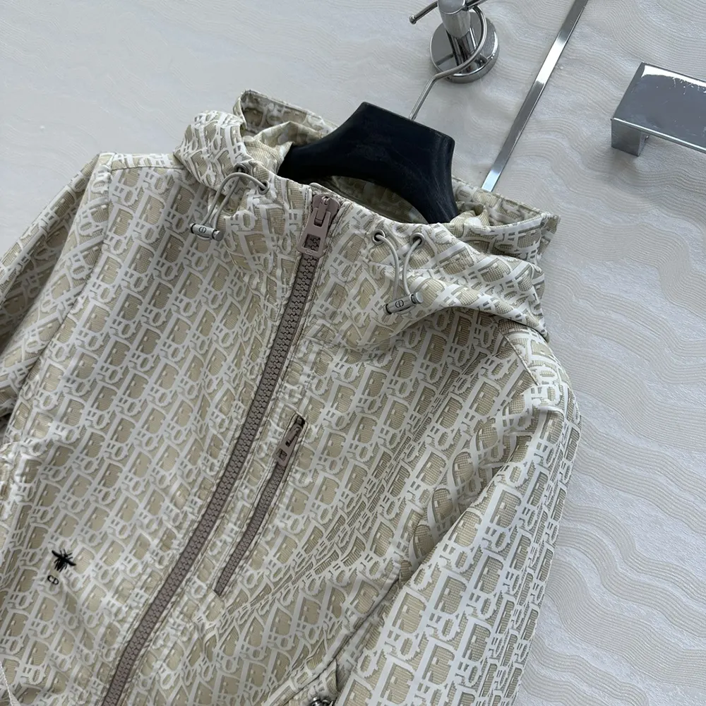 Dior Men Cropped Hooded Jacket Beige Technical Jacquard Taffeta with Dior Oblique Motif - image 9