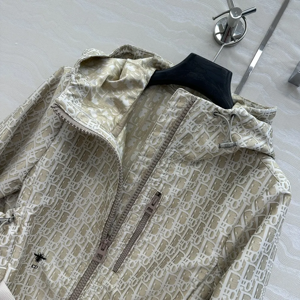 Dior Men Cropped Hooded Jacket Beige Technical Jacquard Taffeta with Dior Oblique Motif - image 5
