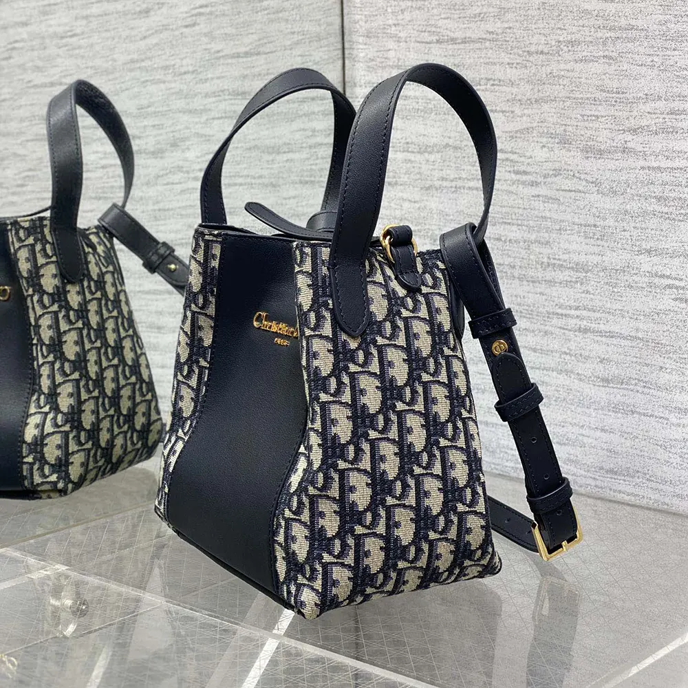 Dior Women Medium Signature Bucket Bag Blue Dior Oblique Jacquard and Smooth Calfskin - image 4