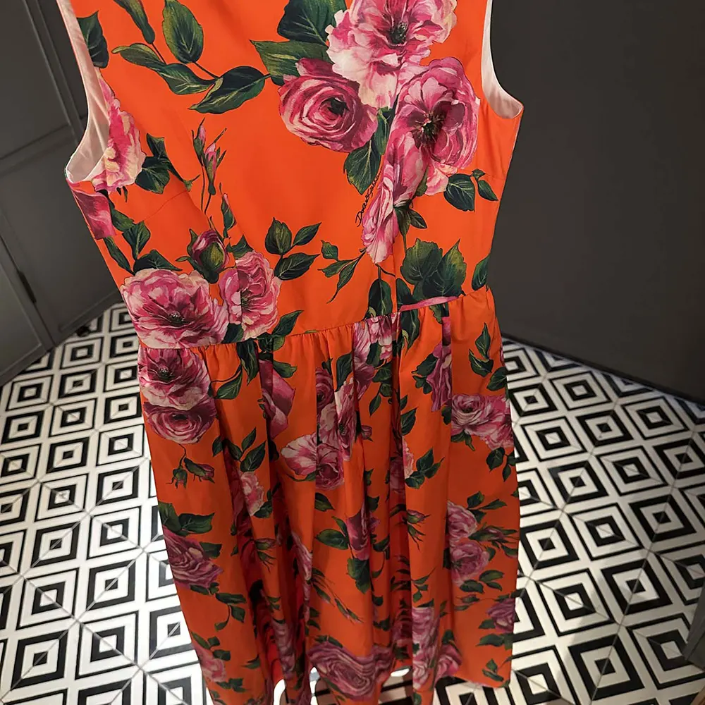 Dolce Gabbana D&G Women Cotton Calf-length Babydoll Dress with Rose Print - image 9