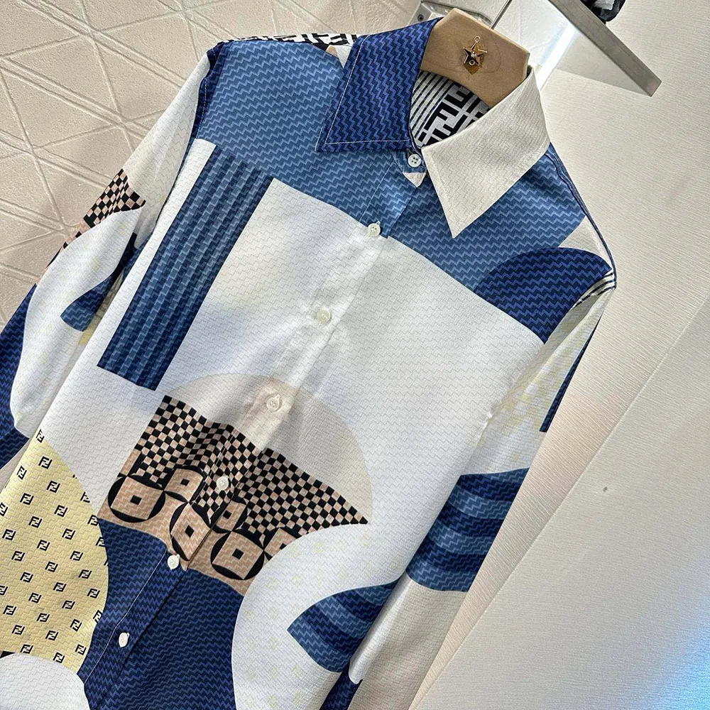 Fendi Women Blue Silk Shirt with Patchwork Print - image 4