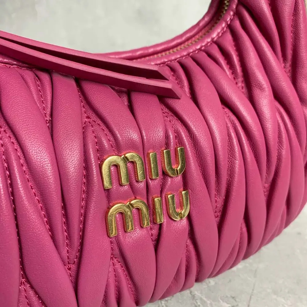 Miu Miu Women Wander Matelassé Nappa Leather Bag-Pink/White - image 8