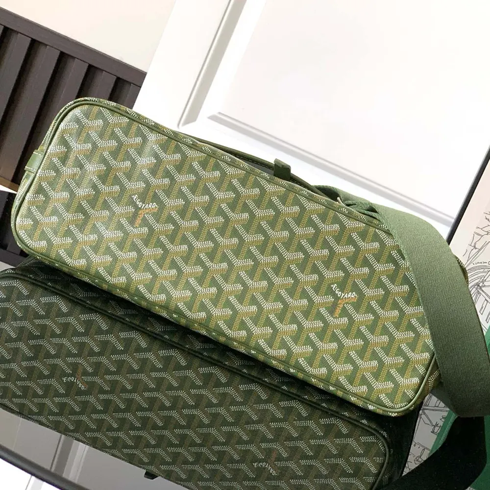 Goyard Unisex Capetien MM Messenger Bag-Green - image 5