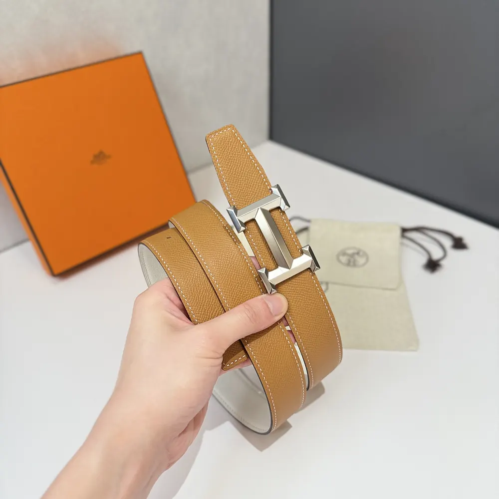Hermes Unisex H Belt Buckle & Reversible Leather Strap 32 mm-White/Brown - image 7
