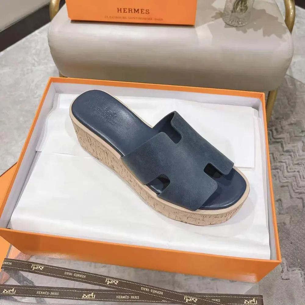 Hermes Women Eze 30 Sandal-Navy - image 6