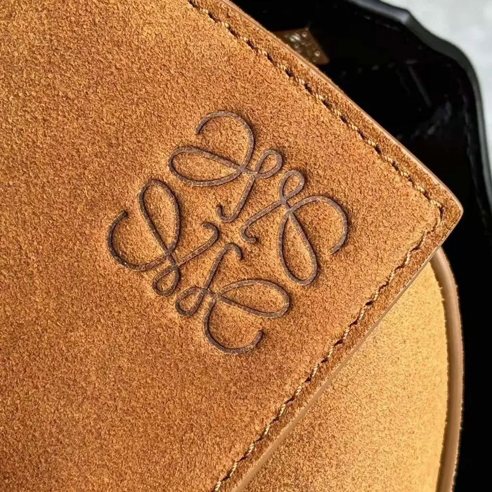 Loewe Unisex Puzzle Bag in Suede Calfskin-Brown - image 5