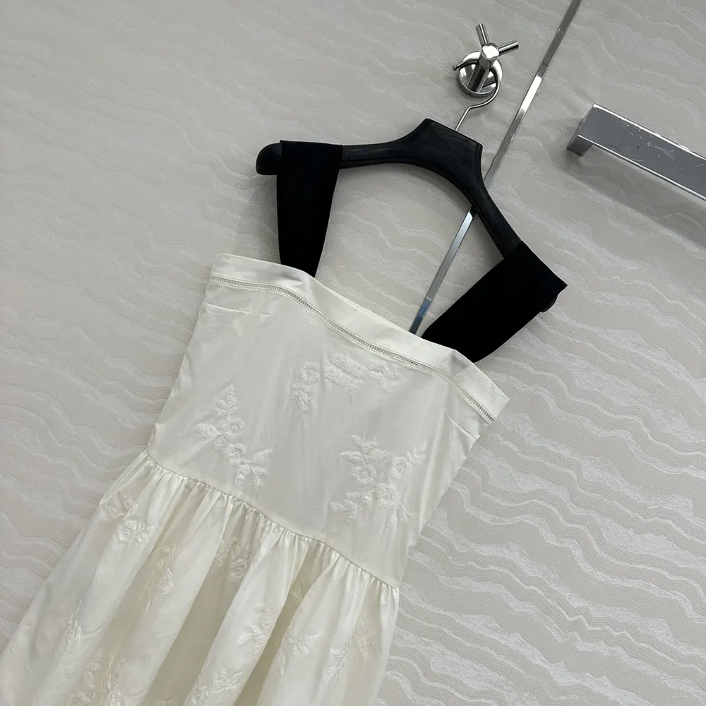 Miu Miu Women Embroidered Batiste Dress - image 4