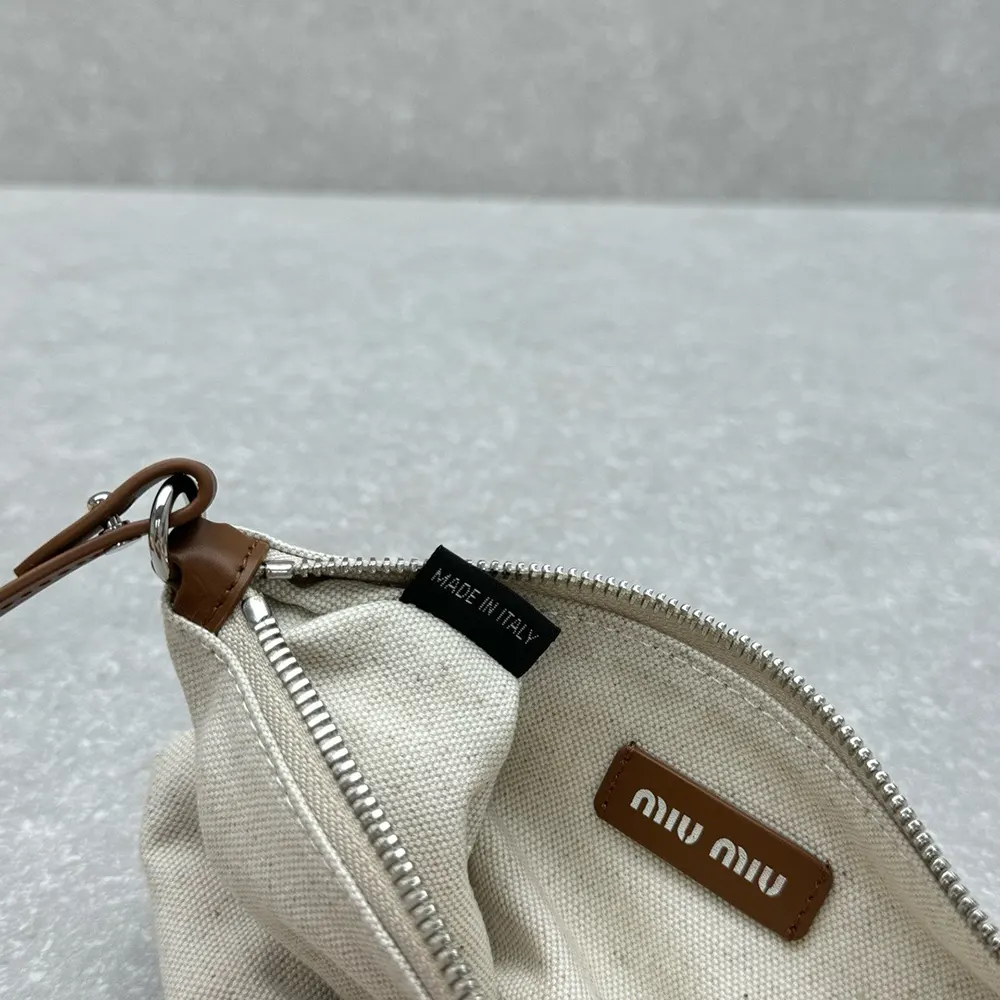 Miu Miu Women IVY Raffia-Effect and Linen Bag - image 6