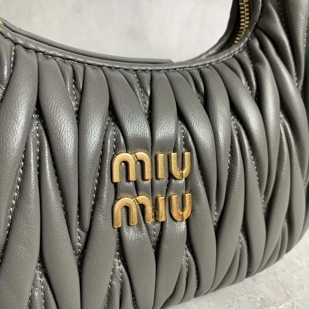 Miu Miu Women Wander matelassé nappa leather bag-Gray/White - image 8