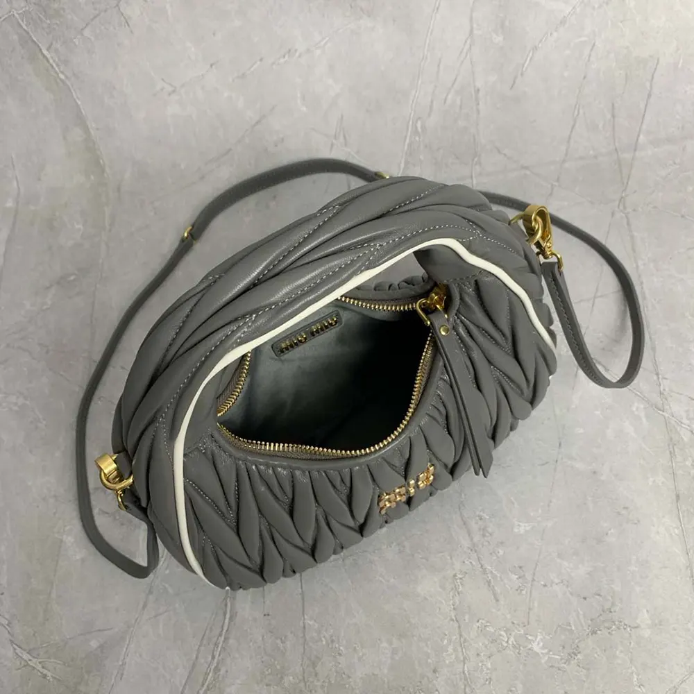 Miu Miu Women Wander matelassé nappa leather bag-Gray/White - image 6