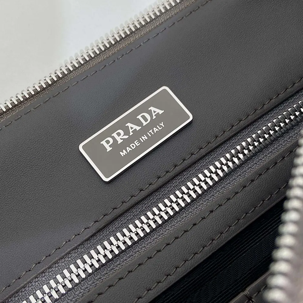 Prada Unisex Medium Leather Shoulder Bag-Gray - image 10