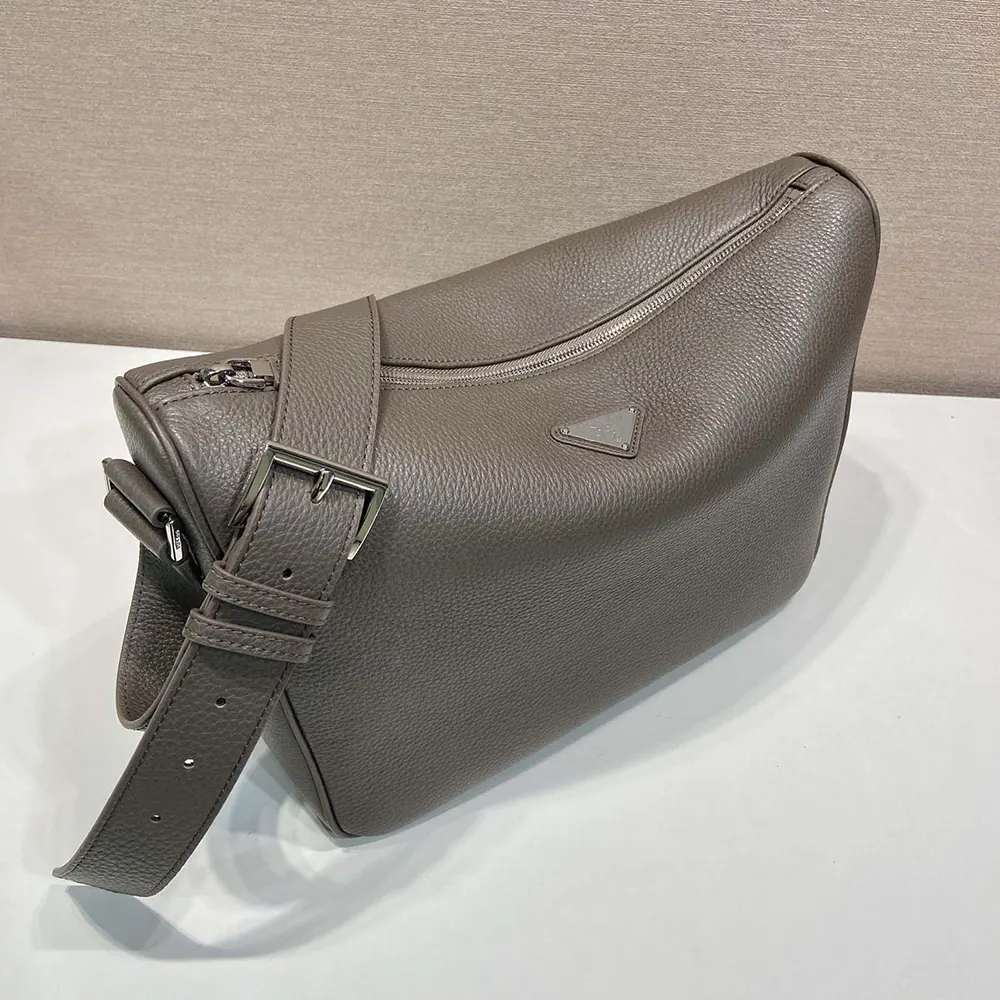 Prada Unisex Medium Leather Shoulder Bag-Gray - image 6