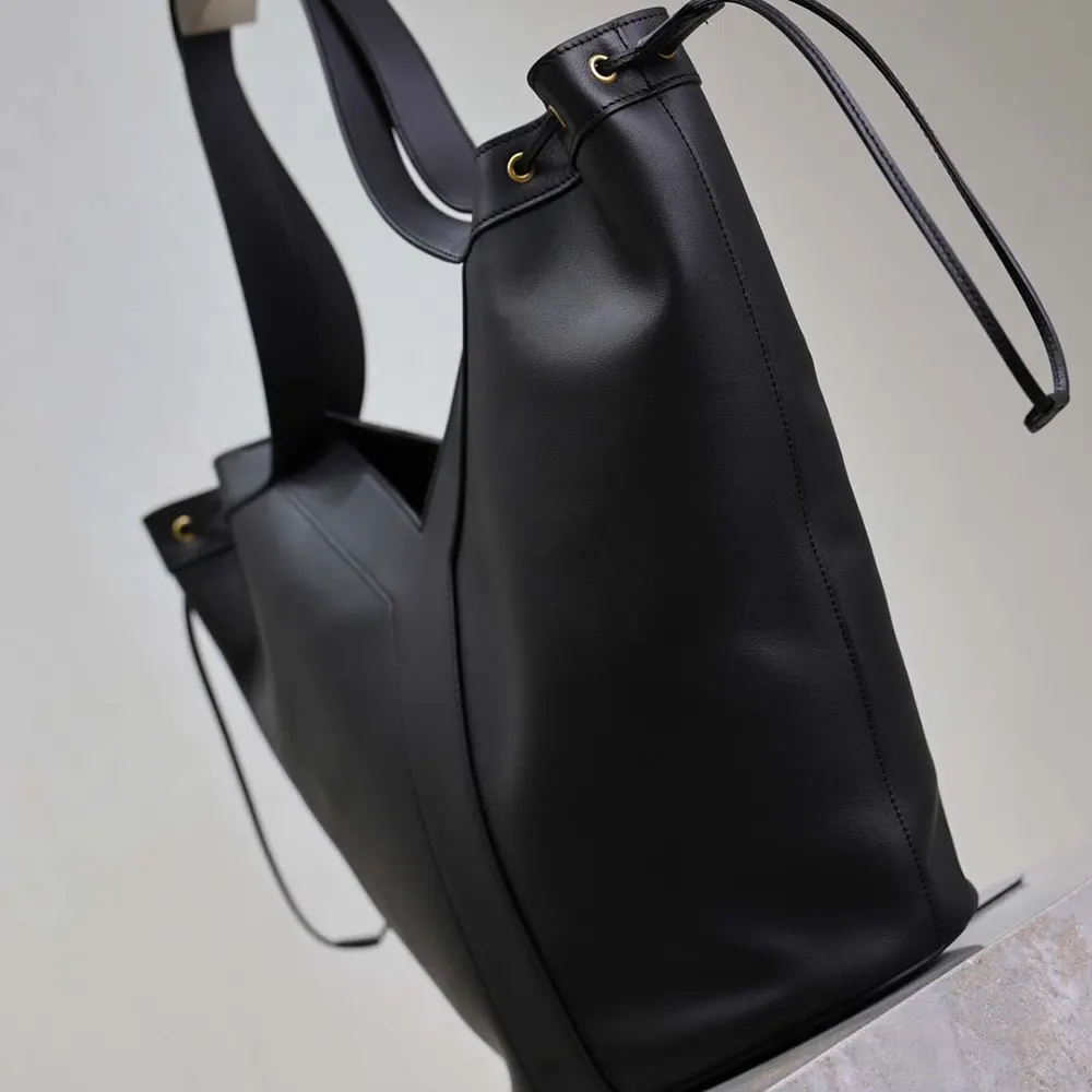 Saint Laurent YSL Women Y Large Hobo in Leather-Black - image 8