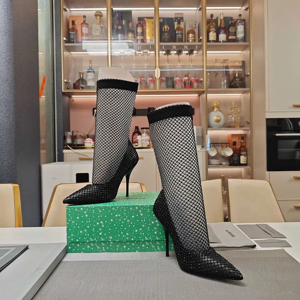 Balenciaga Women Avenue 110mm Bootie in Black Shiny Nappa Lambskin - image 5