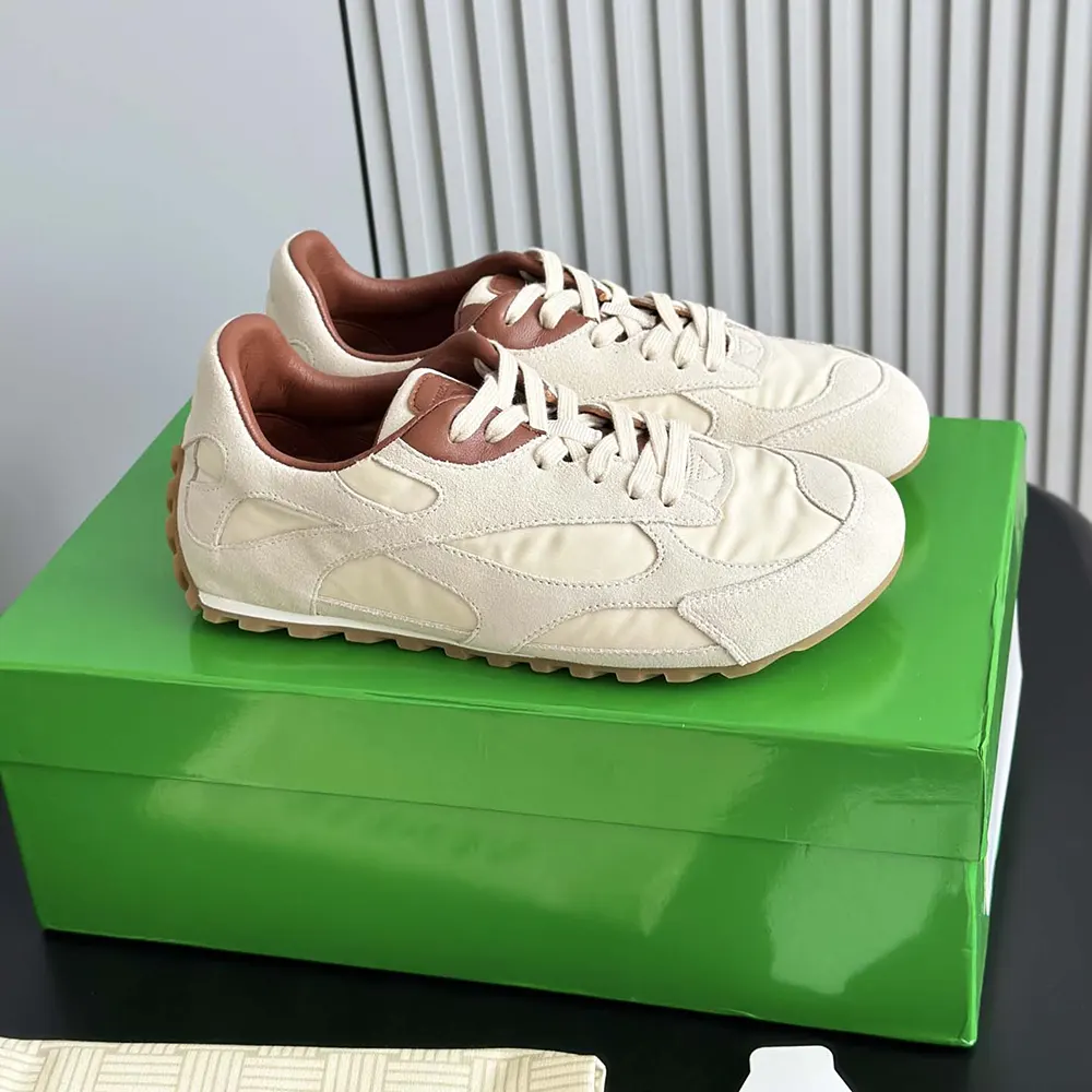 Bottega Veneta Unisex Orbit Flash Sneaker-Beige - image 9