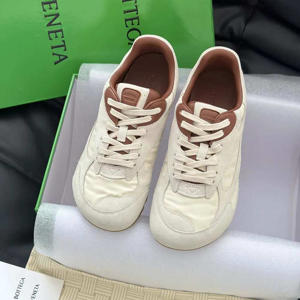 Bottega Veneta Unisex Orbit Flash Sneaker-Beige - image 6