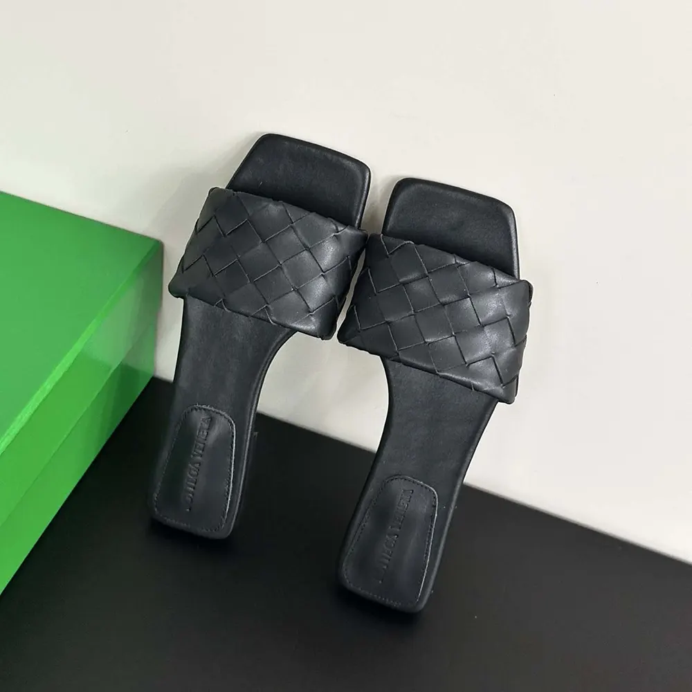 Bottega Veneta Women Parco Flat Mule-Black - image 6
