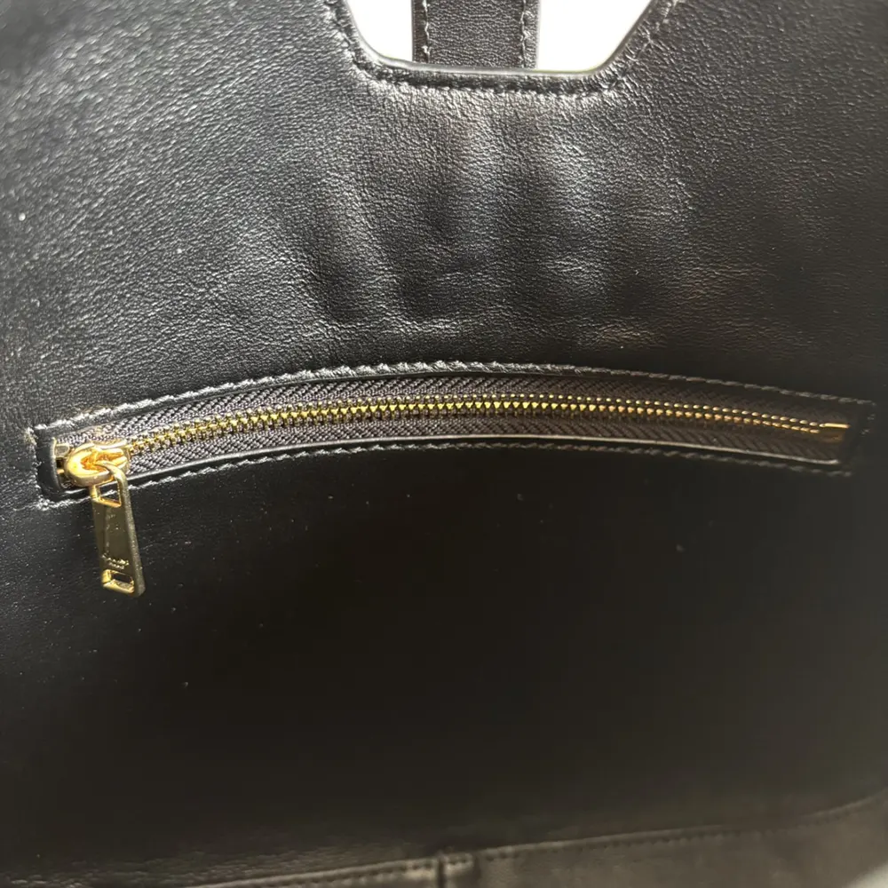 Celine Women Small Camille 16 Soft Bag in Smooth Calfskin-Black - image 10