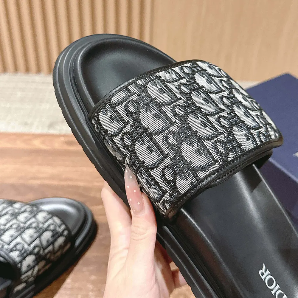 Dior Unisex Aqua Sandal Beige and Black Dior Oblique Jacquard - image 8