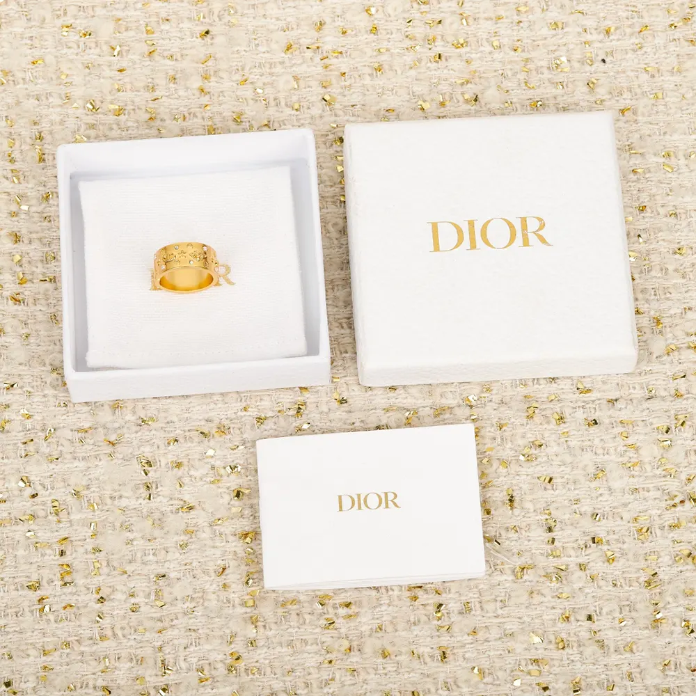 Side angle showing Dior Women Céleste Ring with silver-tone crystals
