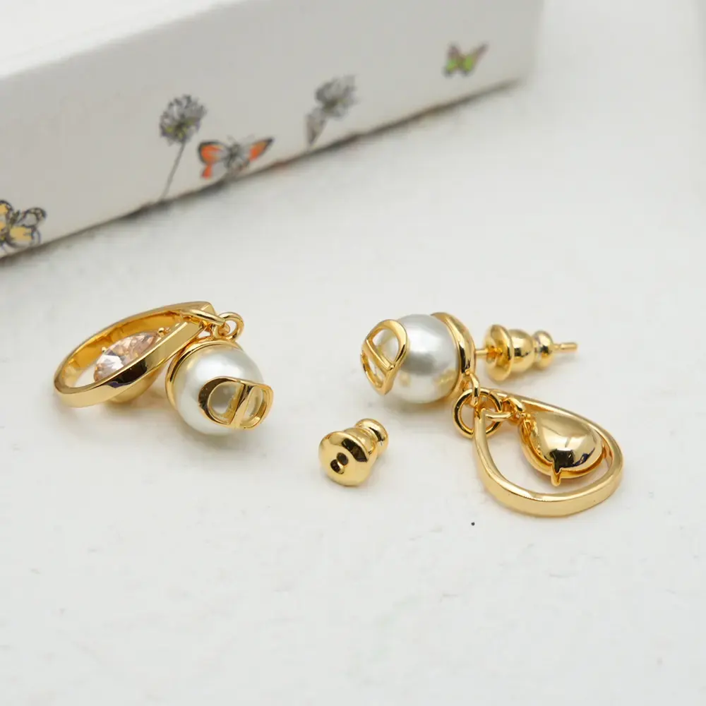 Dior Women D-Drop Earrings Gold-Finish Metal with White Resin Pearls and Champagne Crystals - image 5