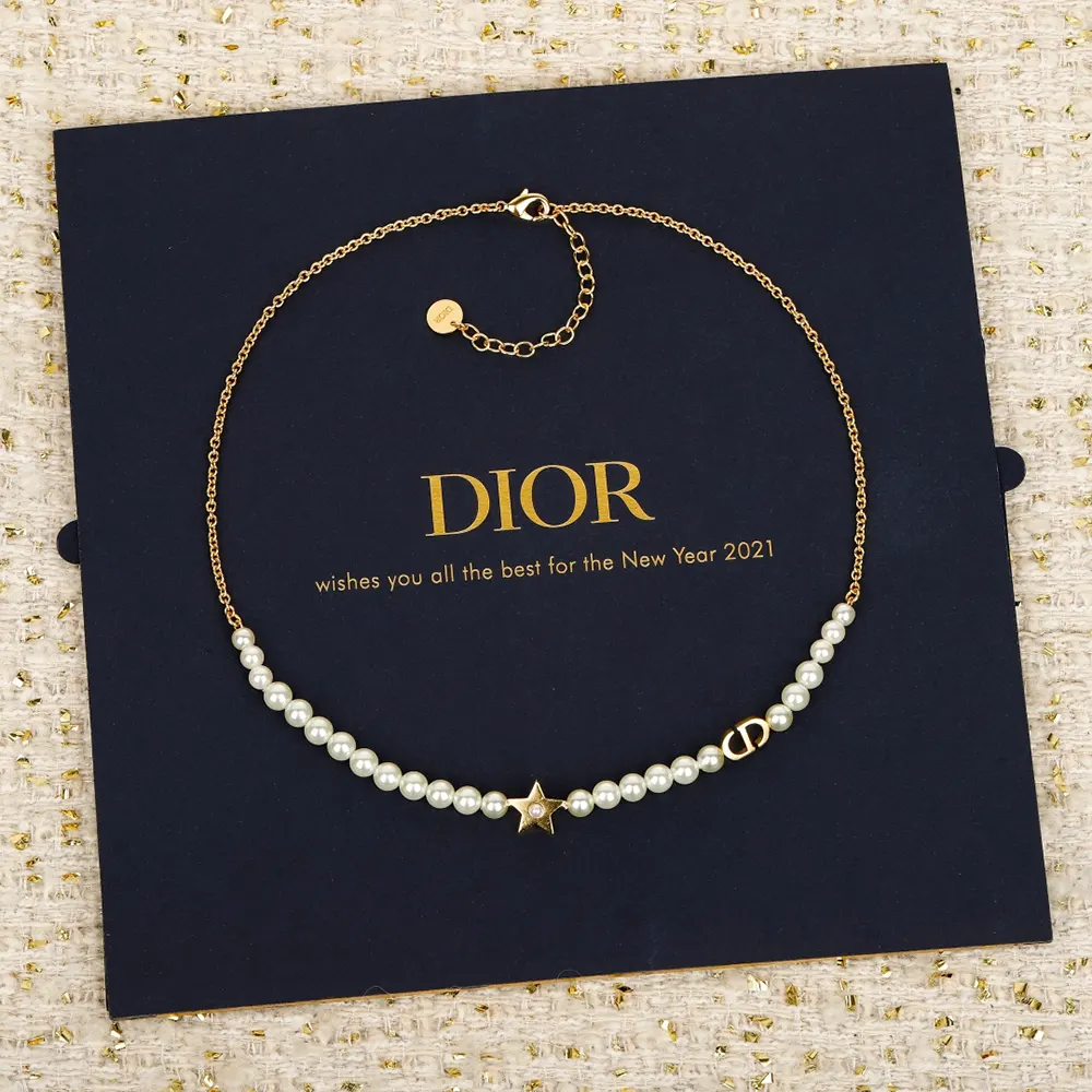 Diagonal view of Dior Women Lucky Dior Necklace chain and clasp detail