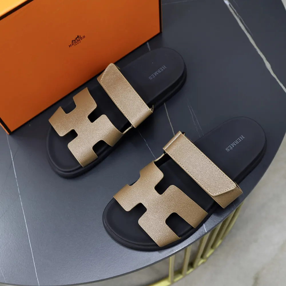 Hermes Unisex Chypre Sandal-Dark Brown - image 4