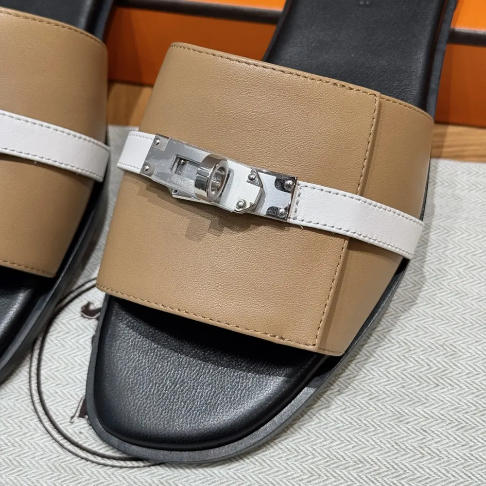 Hermes Unisex Giulia sandal-Sandy/White - image 4