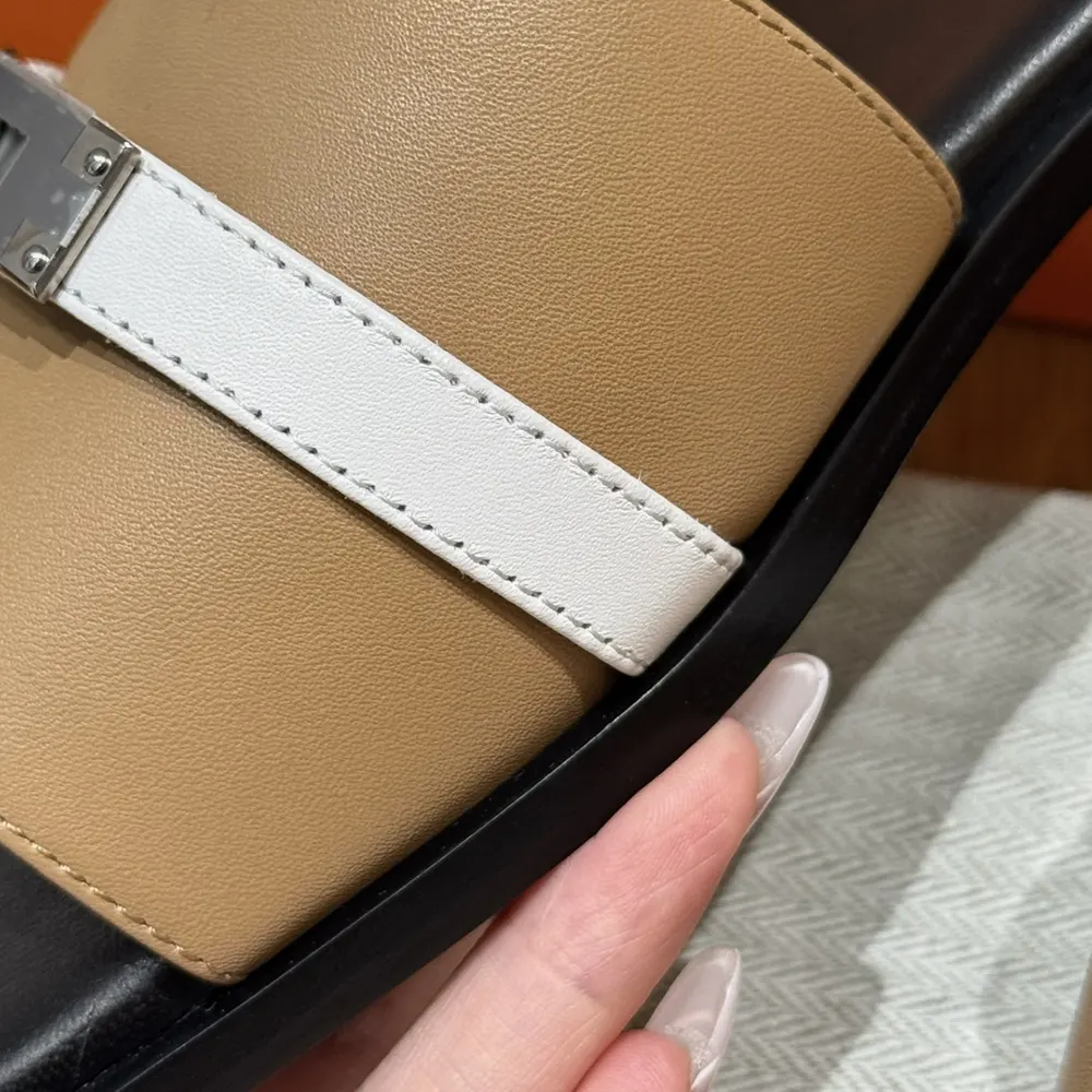 Hermes Unisex Giulia sandal-Sandy/White - image 6