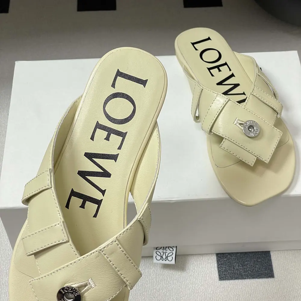 Loewe Women Toy Panta Toe Post Sandal in Lambskin-Beige - image 9