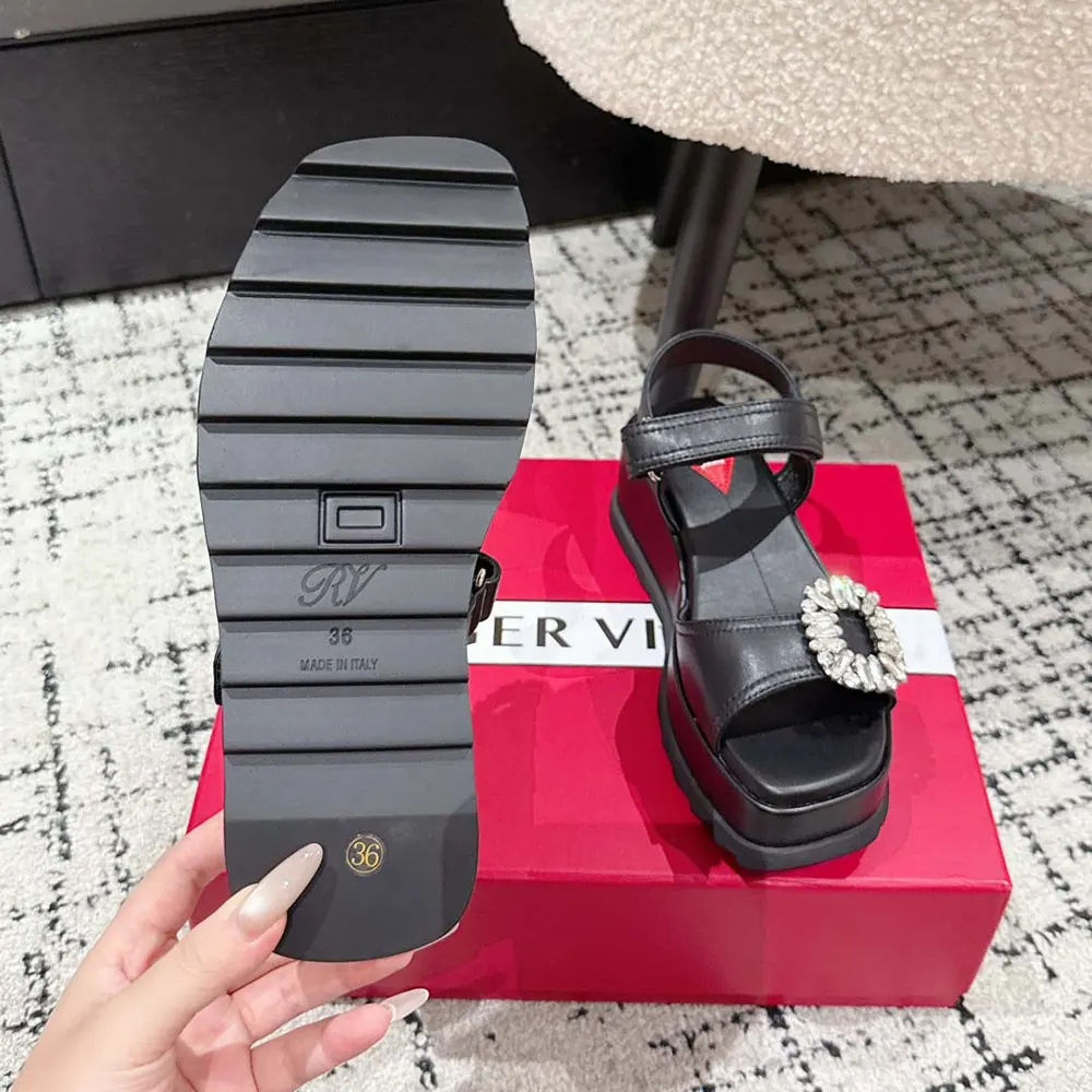 Roger Vivier Women Slidy Viv’ Wedge Sandals in Leather-Black - image 10