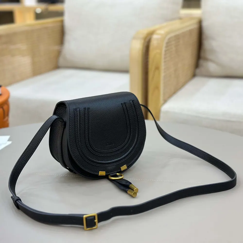 Chloe Women Small Marcie Saddle Bag is Crafted Leather - image 4