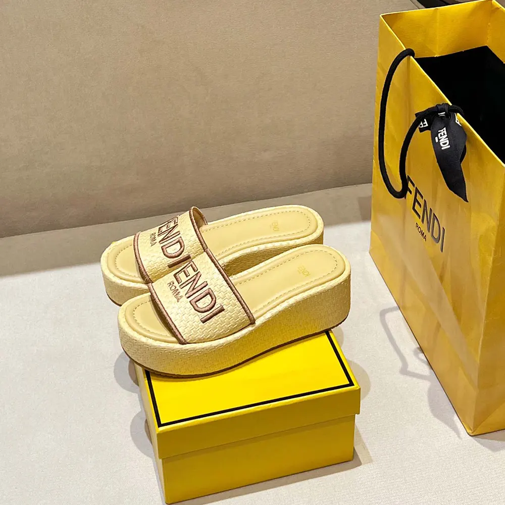 Fendi Women Fendi Sunshine Beige Raffia Flatform Slides - image 6