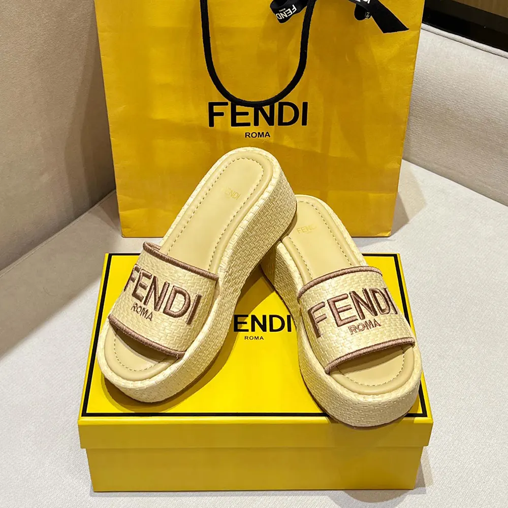 Fendi Women Fendi Sunshine Beige Raffia Flatform Slides - image 4