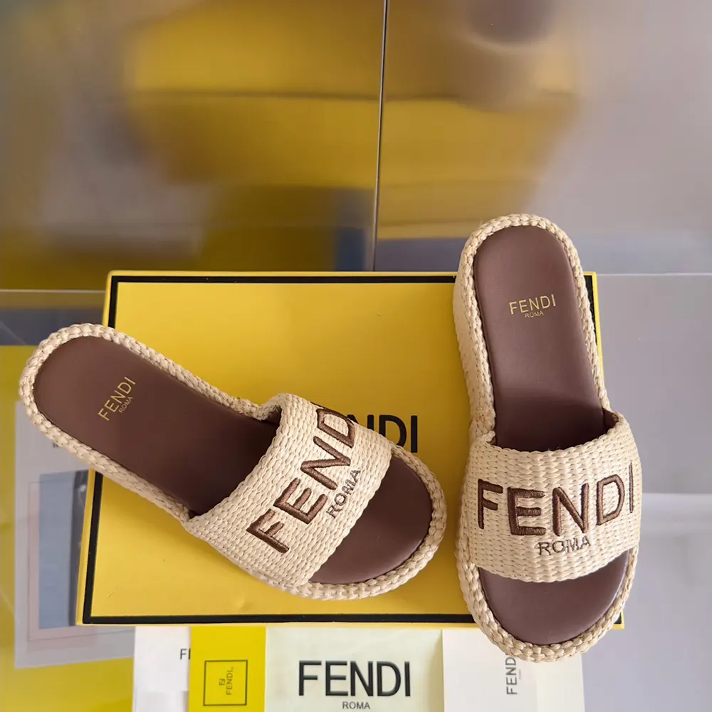 Fendi Women Fendi Sunshine Beige/Brown Raffia Flatform Slides - image 5