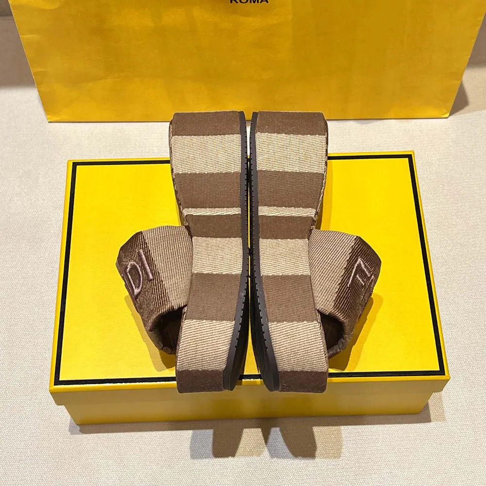 Fendi Women Sunshine Dove Gray Denim-effect Jacquard Flatform Slides - image 8